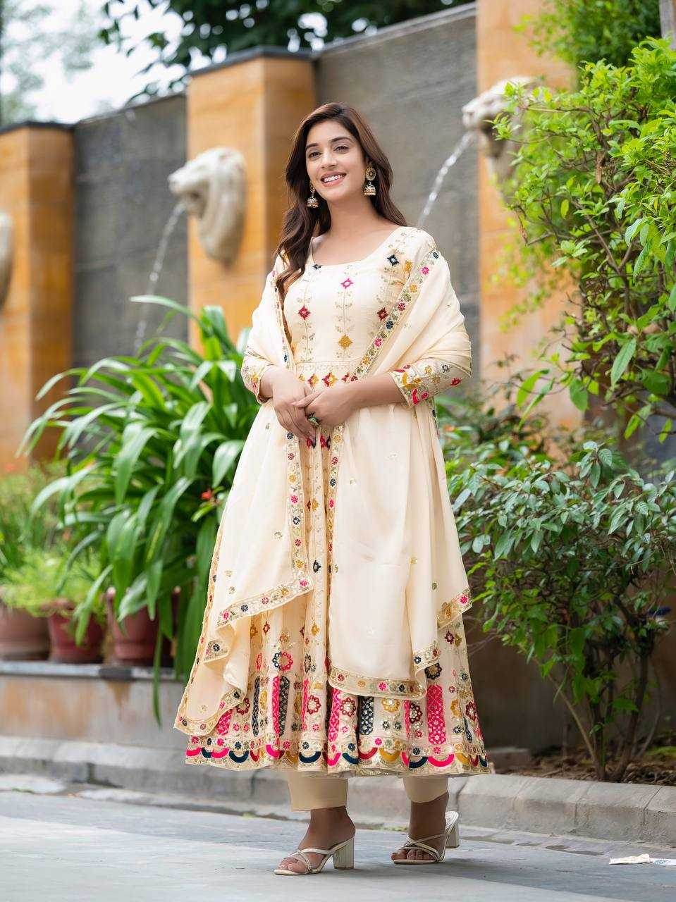 Chinon Silk Alia Cut Anarkali Suits - MYLUXURY LANE ENTERPRISE